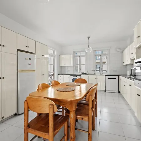 St Lazar Penthouse Apartment Larnaca Exterior photo