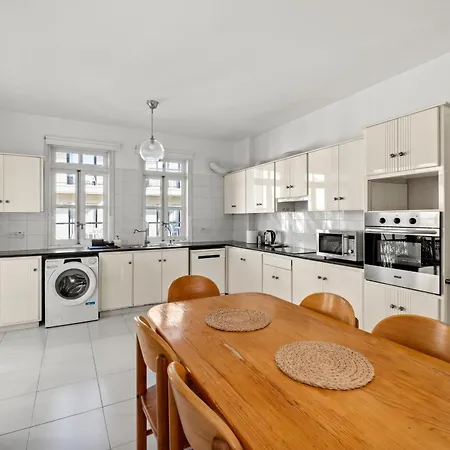 St Lazar Penthouse Apartment Larnaca Exterior photo