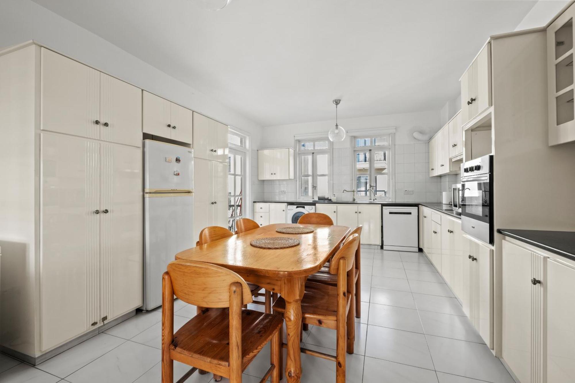 St Lazar Penthouse Apartment *